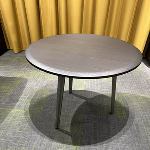 Round Conference Table - Meeting Table for Office